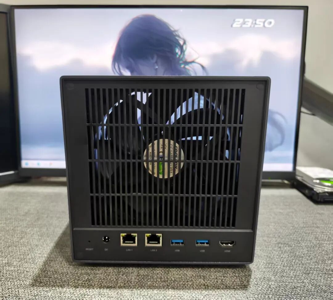 飞牛 NAS Basic4 上手测评,你觉得如何?-第7张图片-资源分享 飞牛 NAS Basic4 上手测评,你觉得如何?-第7张图片-资源分享