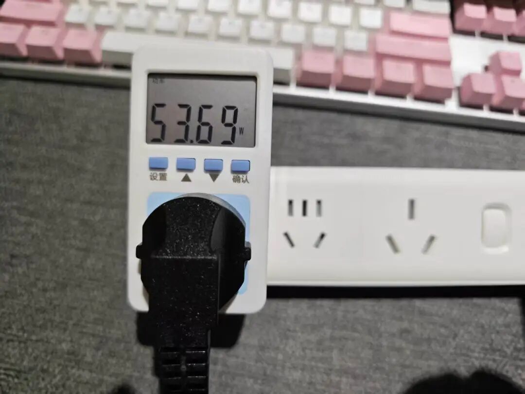 飞牛 NAS Basic4 上手测评,你觉得如何?-第17张图片-资源分享 飞牛 NAS Basic4 上手测评,你觉得如何?-第17张图片-资源分享