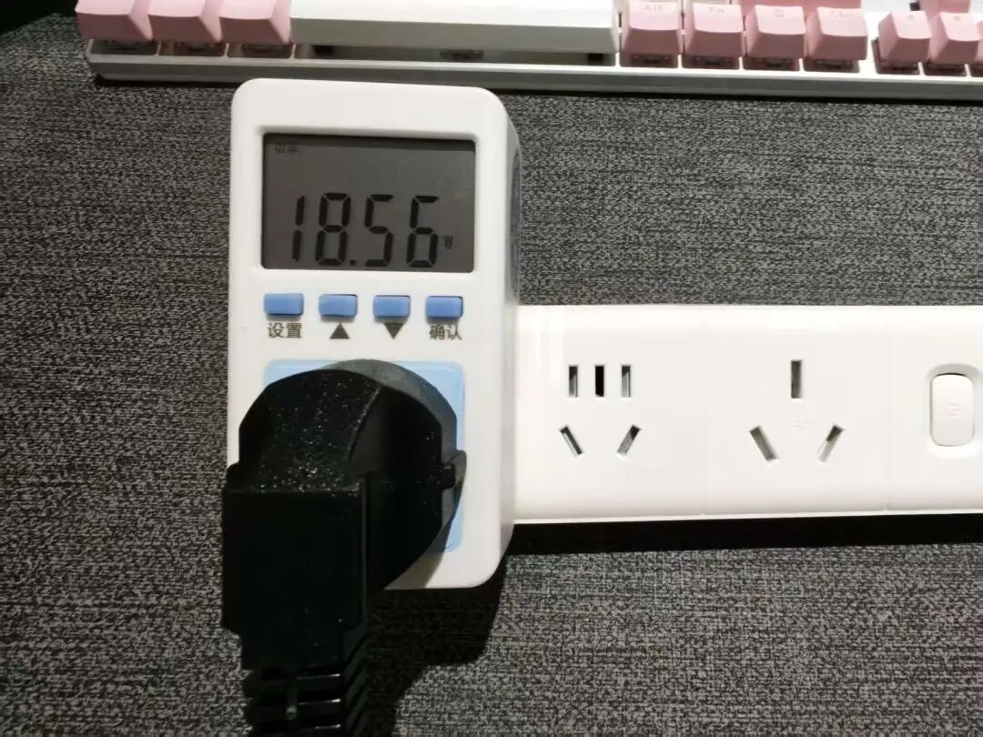 飞牛 NAS Basic4 上手测评,你觉得如何?-第16张图片-资源分享 飞牛 NAS Basic4 上手测评,你觉得如何?-第16张图片-资源分享